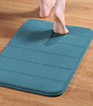 24" x 17" Microfiber Memory Foam Bath Mat with Anti-Skid Bottom Non-Slip Quickly Drying Gray Striped Pattern